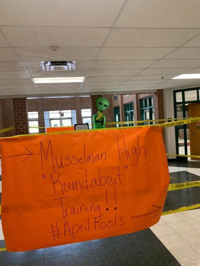 MuHS pulled an April Fools Day prank on students and staff by creating a small roundabout in the main  hallway.
Picture by Musselman High Facebook.
